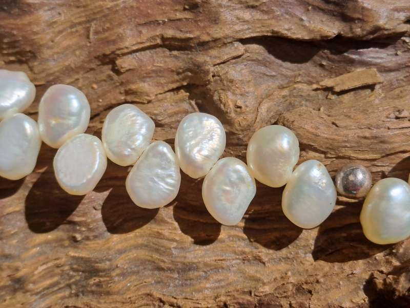 Vintage Genuine Pearl Necklace with Genuine Amethyst 925 Sterling Silver Pendant. 43cm
