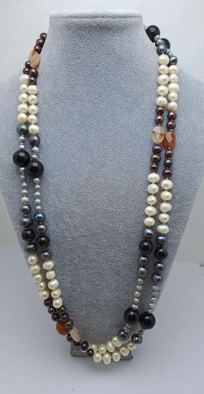 Beautiful Vintage Genuine Multicolored Pearl Necklace 152cm (1,5 meter)in wooden Box.