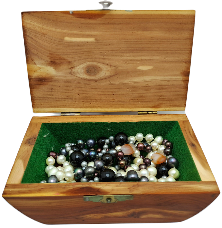 Beautiful Vintage Genuine Multicolored Pearl Necklace 152cm (1,5 meter)in wooden Box.