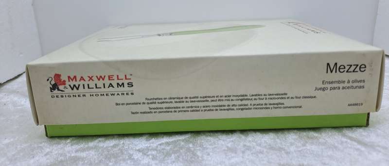 Maxwell Williams Mezze olive set -Boxed