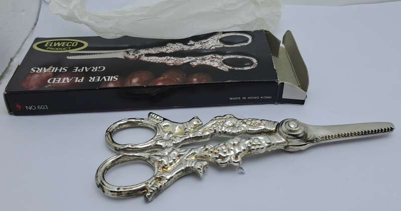 Vintage Elweco Silver Plated Grape Shears -boxed