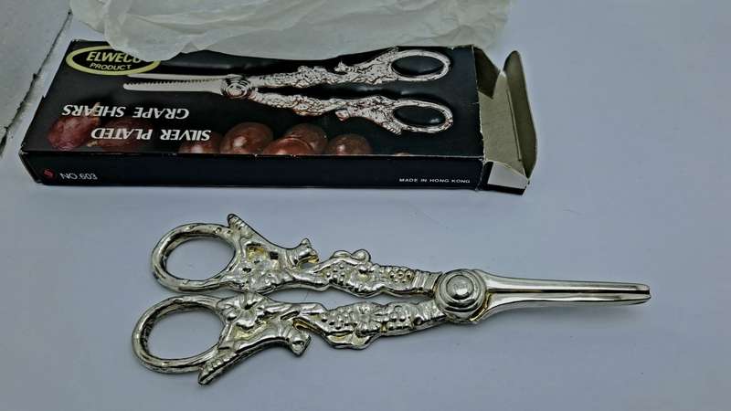 Vintage Elweco Silver Plated Grape Shears -boxed