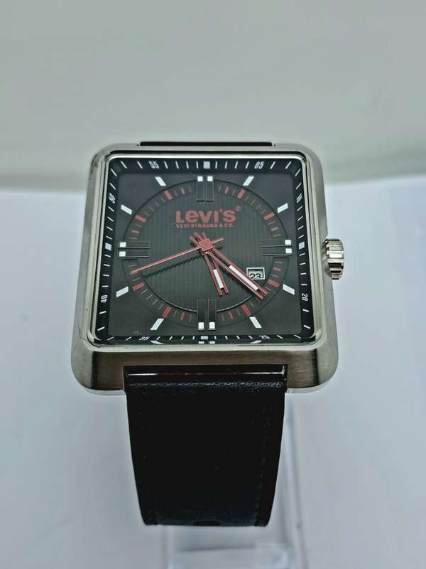 Pre-owned Unused Men`s Levi`s LTE 0102 Quartz watch Red Loop Collection by Strauss & Co.