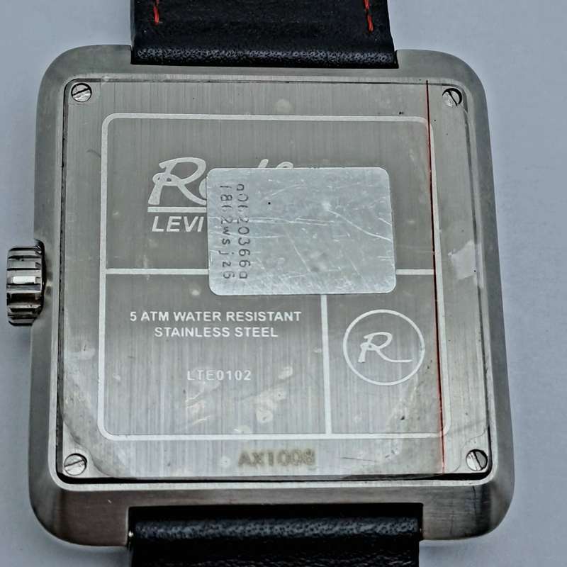 Pre-owned Unused Men`s Levi`s LTE 0102 Quartz watch Red Loop Collection by Strauss & Co.