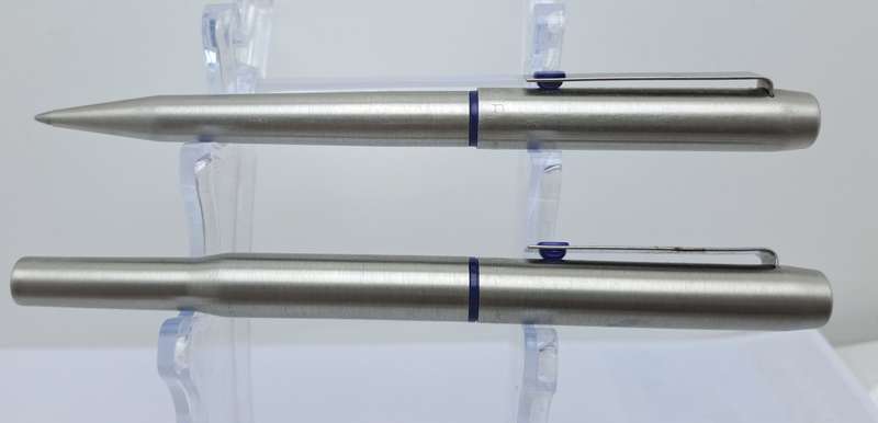 Pre-owned Parker 25 Stainless steel Fountain Pen and Ball point Pen in Parker Case