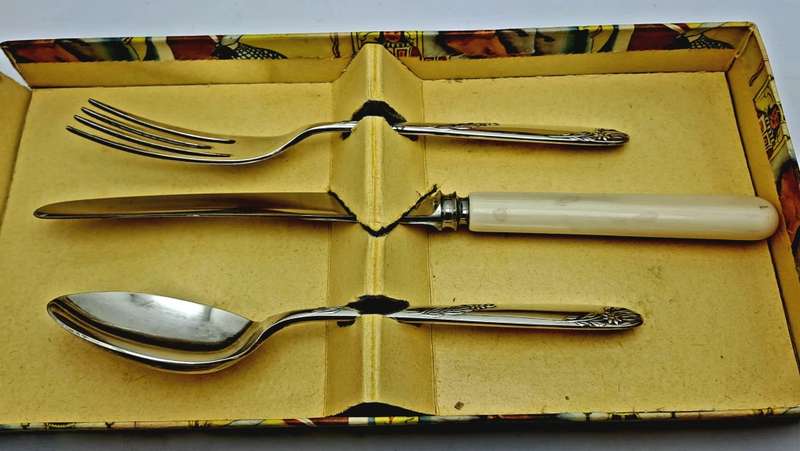 3pc Vintage Angora Silver Plate EPNS Childrens Cutlery set-Sheffield England.Boxed