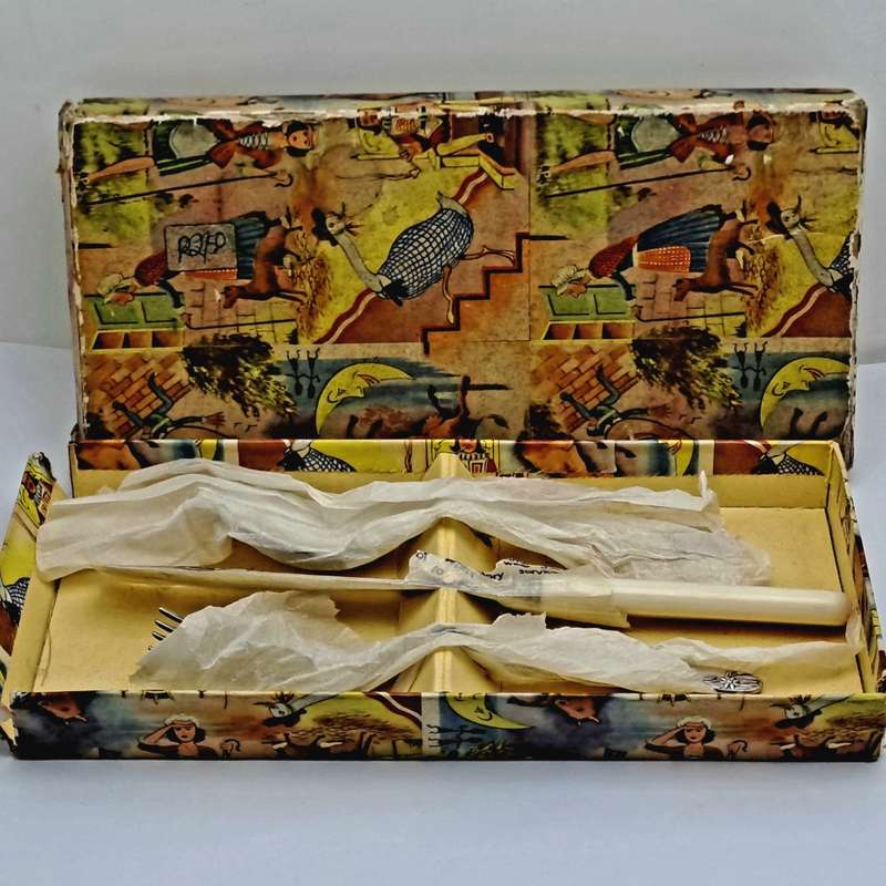 3pc Vintage Angora Silver Plate EPNS Childrens Cutlery set-Sheffield England.Boxed