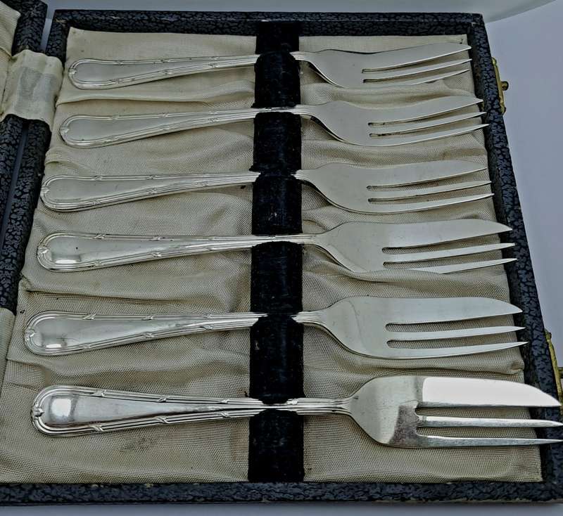 6pc Vintage Yeoman Silver Plate EPNS Cake-Forks-Sheffield England.Boxed