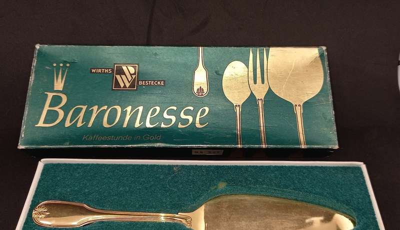 Vintage German Gold Plated Cake Lifter -190mm Boxed