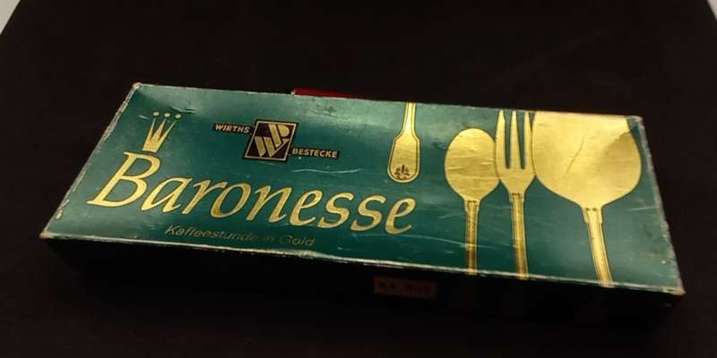 Vintage German Gold Plated Cake Lifter -190mm Boxed