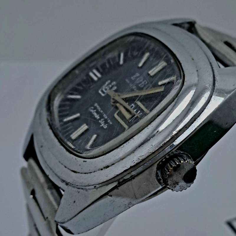 Vintage ZOBO Wrist Fashion Colombre Style Mens watch  -Need service read more