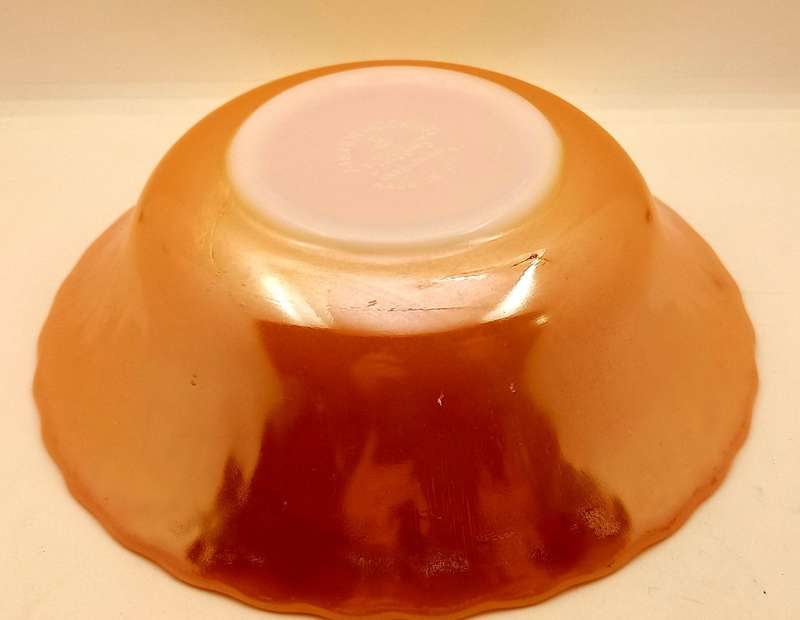1940 -1950s Vintage Anchor Hocking Fire-King Glass Peach Lusterware SALAD BOWL 6cmx21cm-USA