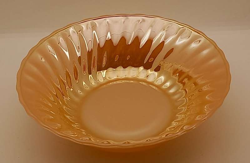 1940 -1950s Vintage Anchor Hocking Fire-King Glass Peach Lusterware SALAD BOWL 6cmx21cm-USA
