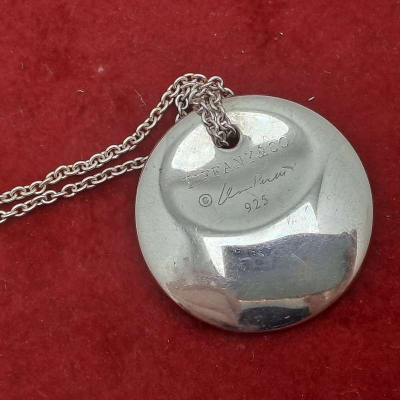 Vintage Tiffany Necklace 925 Sterling Silver (tested) on Chain -in Tiffany bag