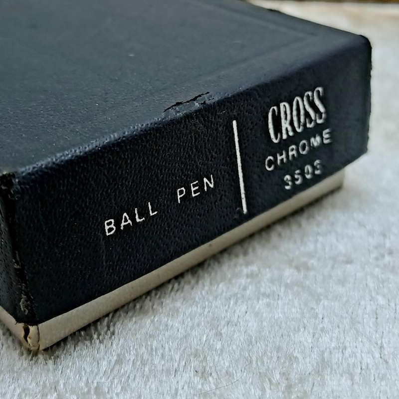 Pre-Owned Cross 3502 Ball Pen Lustrous Chrome -In Case -