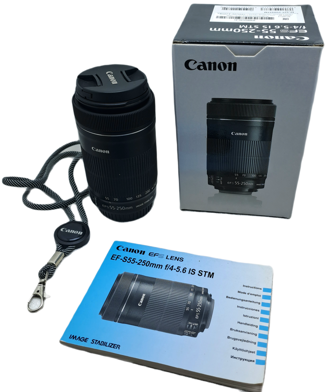 Pre-Owned Canon EOS 700D COMPLETE Camera Kit in original Packaging With 2 Lenses