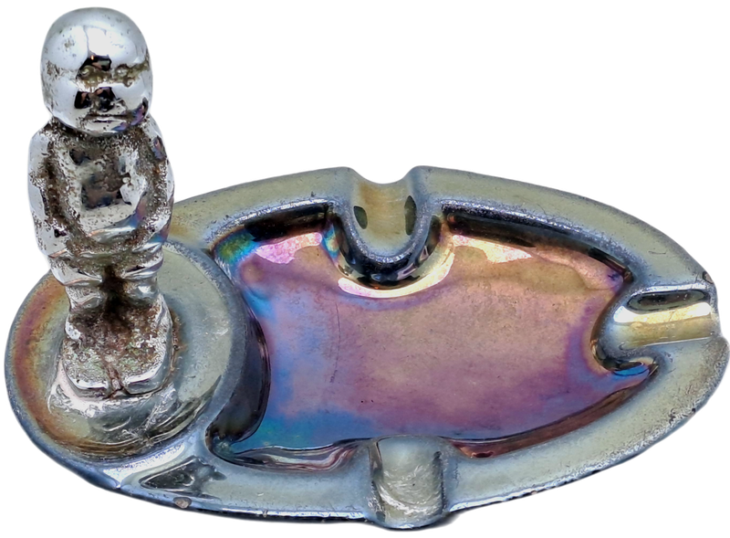 a Vintage Metal Ashtray with Figurine 95x140x95mm