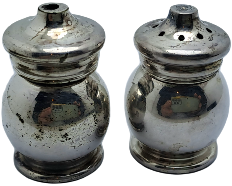 Vintage G.E.M Silver plated Salt & Peppar Set - 37x26mm