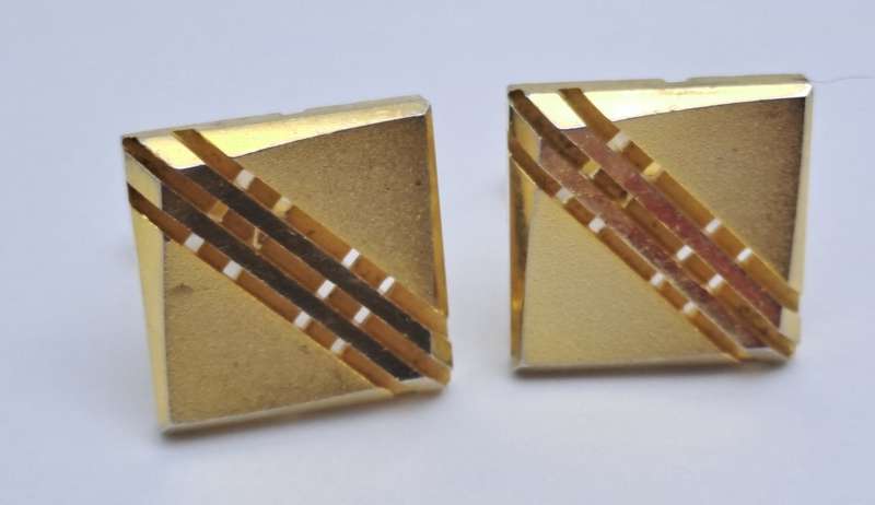 A Pair of Vintage Cufflinks - No Box