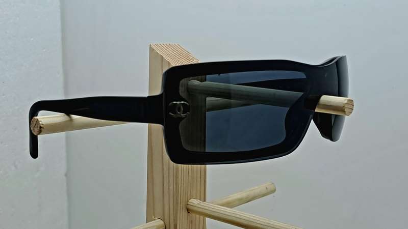 Pre-Owned CHANEL  Designer Sunglasses 5067  -Made in Italy-Black