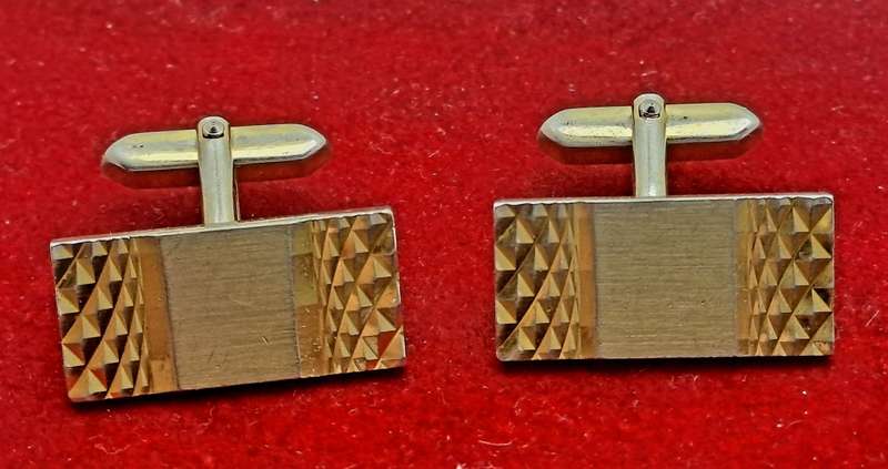 A Pair of Vintage Cufflinks  -No Box