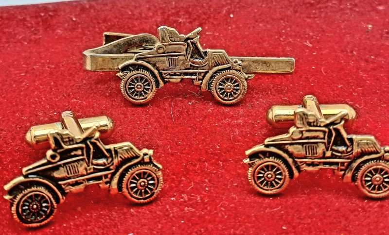 Vintage Old Car Cufflink -Tie Clip set -Boxed