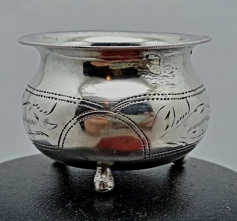 Hallmarked Antique 1904-1908 Kiev Imperial 84 Russian SILVER Salt Cellar