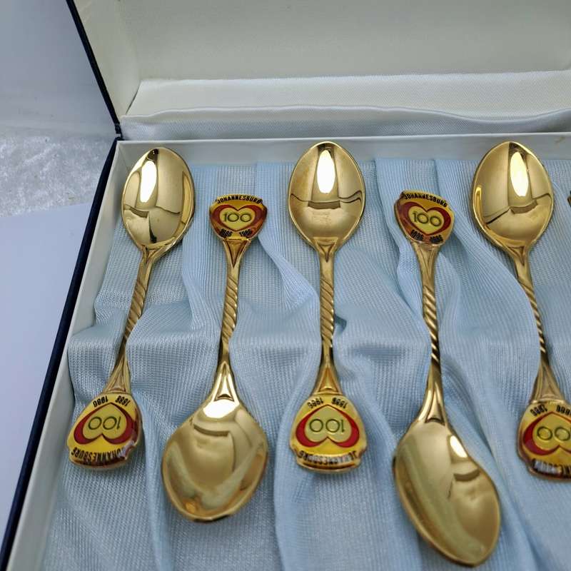 6 Vintage Gold Plated Tea Spoons - Johannesburg 1886-1986 Centenary -Boxed -Unused