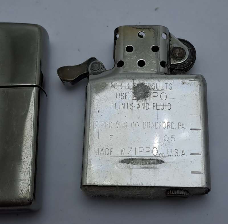 Vintage Pre-Owned Zippo Lighter 05 Bradford .P.A Made in U.S.A- Good Spark -need service