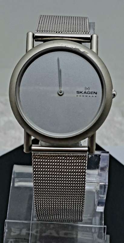 Pre-owned Ladies Skagen 4LSS Quartz watch - Made in Denmark-boxed-Working