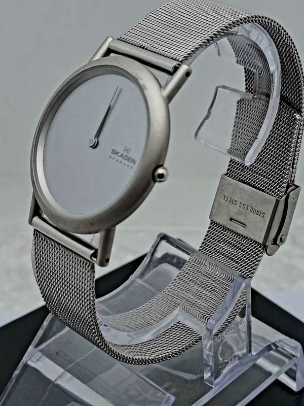 Pre-owned Ladies Skagen 4LSS Quartz watch - Made in Denmark-boxed-Working