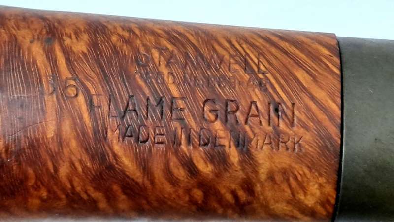 Vintage Pre-owned Stanwell Flame Grain No 35 Made in Denmark.