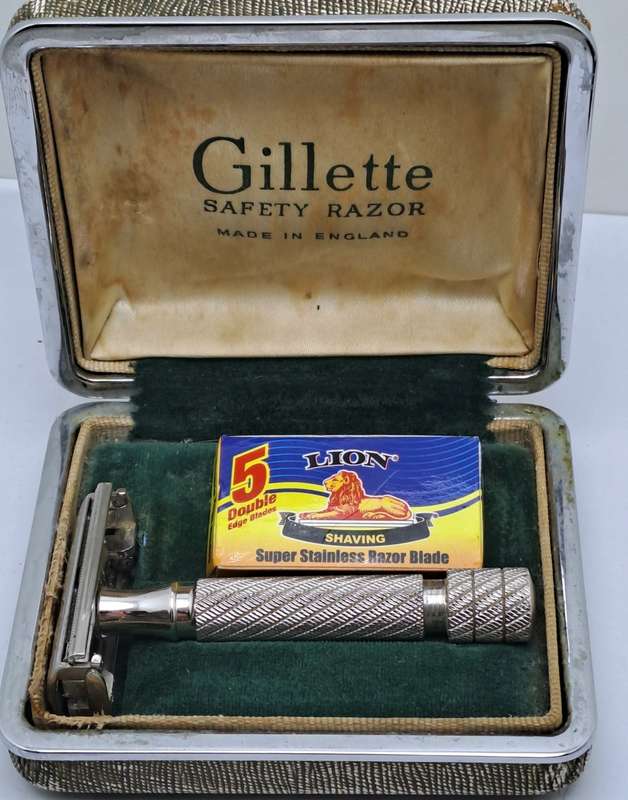 Vintage Gillette Safety Razor Brit.Pat 694093 in Case Made in England