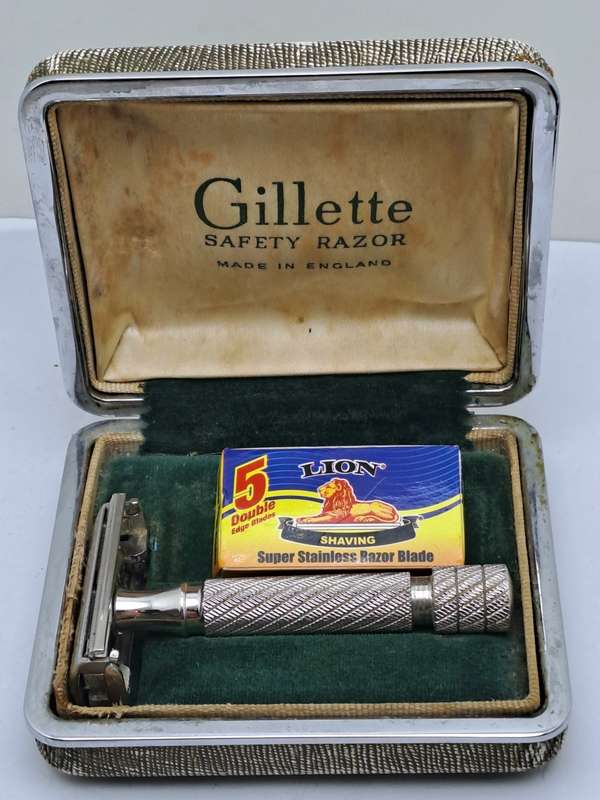 Vintage Gillette Safety Razor Brit.Pat 694093 in Case Made in England