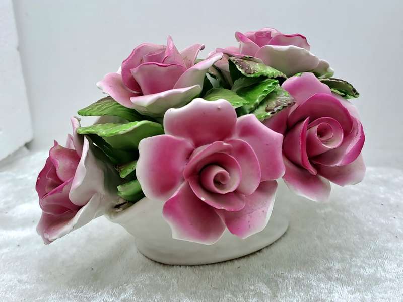 Vintage Hand Crafted ROYALE STRATFORD Floral Posy Vase Made in England 8,5cm x 15cm x 10cm