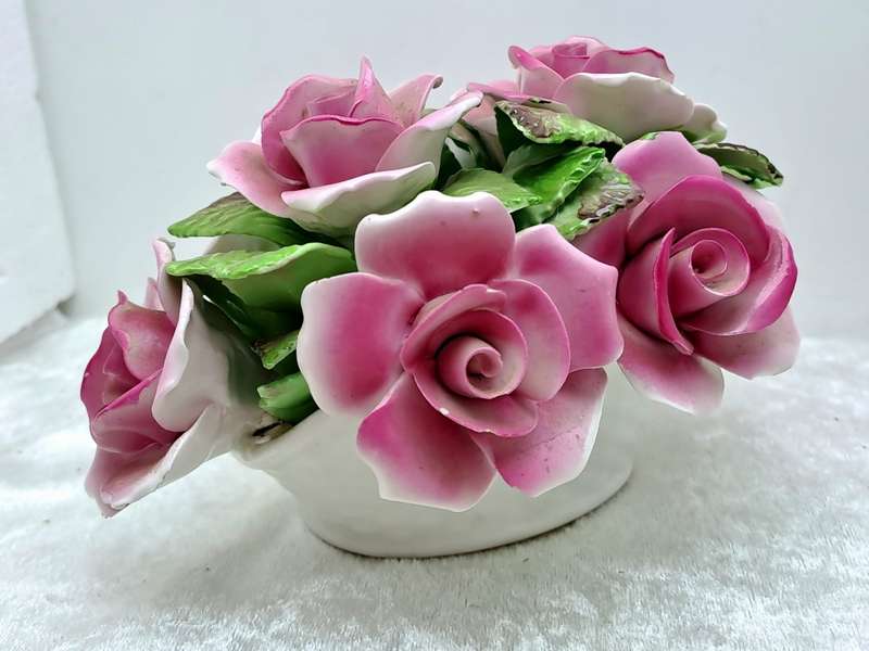 Vintage Hand Crafted ROYALE STRATFORD Floral Posy Vase Made in England 8,5cm x 15cm x 10cm