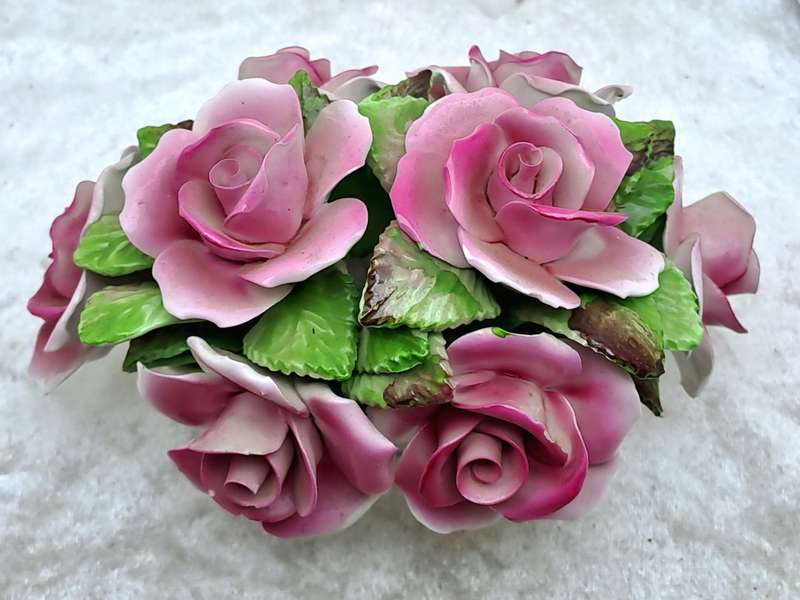 Vintage Hand Crafted ROYALE STRATFORD Floral Posy Vase Made in England 8,5cm x 15cm x 10cm