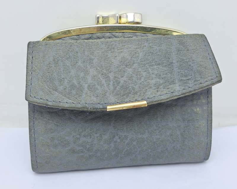 Vintage Genuine Wild Buffalo Leather Handmade Ladies wallet for Notes and Coins