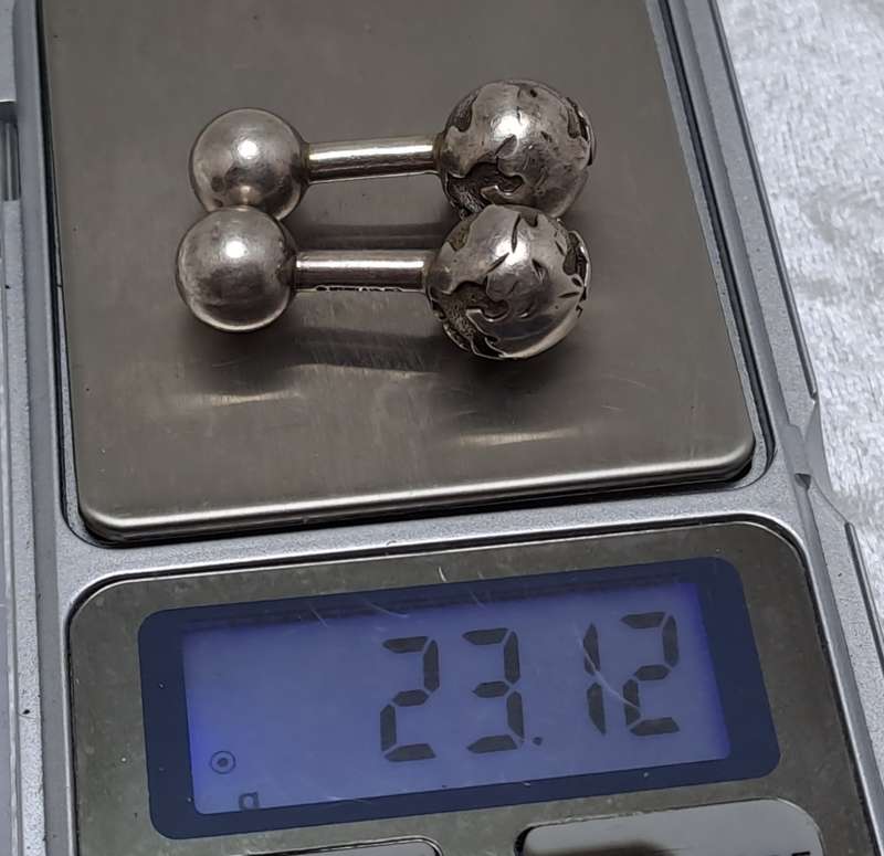 a Pair of Vintage Sterling SILVER (tested) Globe -Barbell Cufflinks by Tiffany & Co -boxed