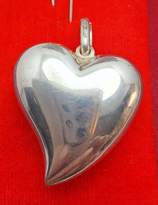 Vintage Sterling Silver Heart Pendant- Unused with No Engraving on It -7,85 Grams