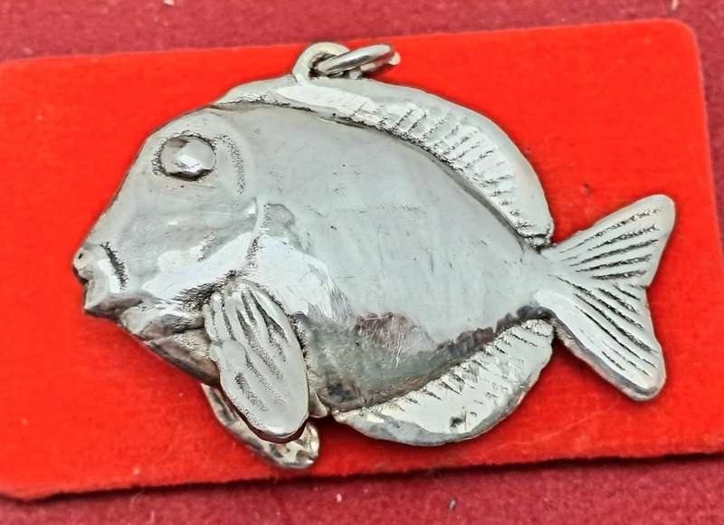 Vintage Sterling Silver Fish Pendant- Unused with No Engraving on It -8,37 Grams