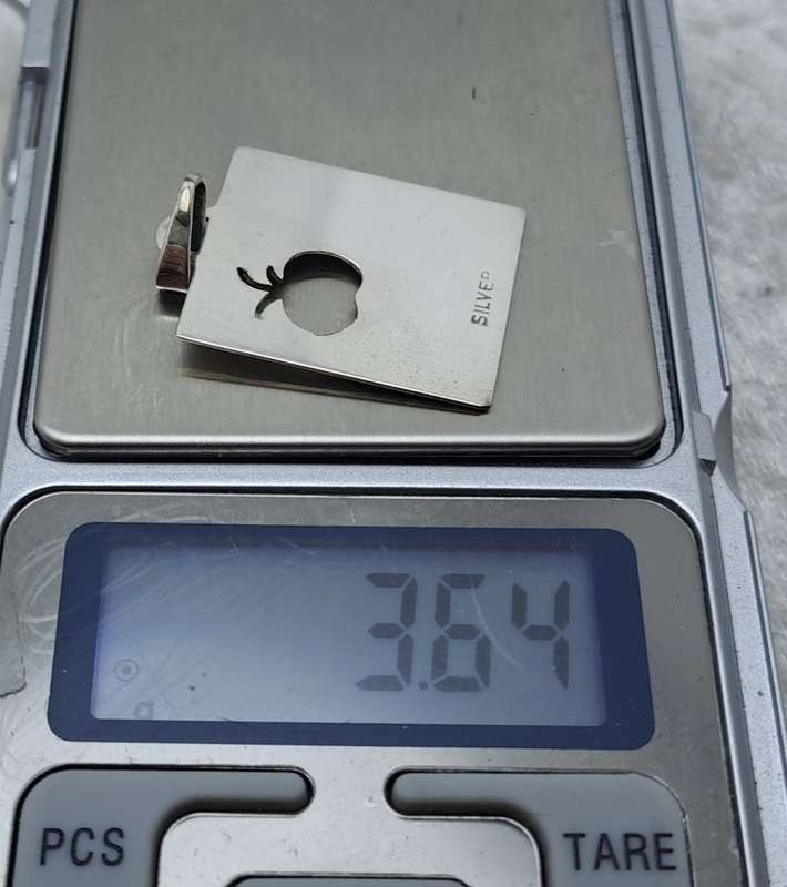 Vintage Sterling Silver Disc with Apple Pendant- Unused with No Engraving on It -3,64 Grams