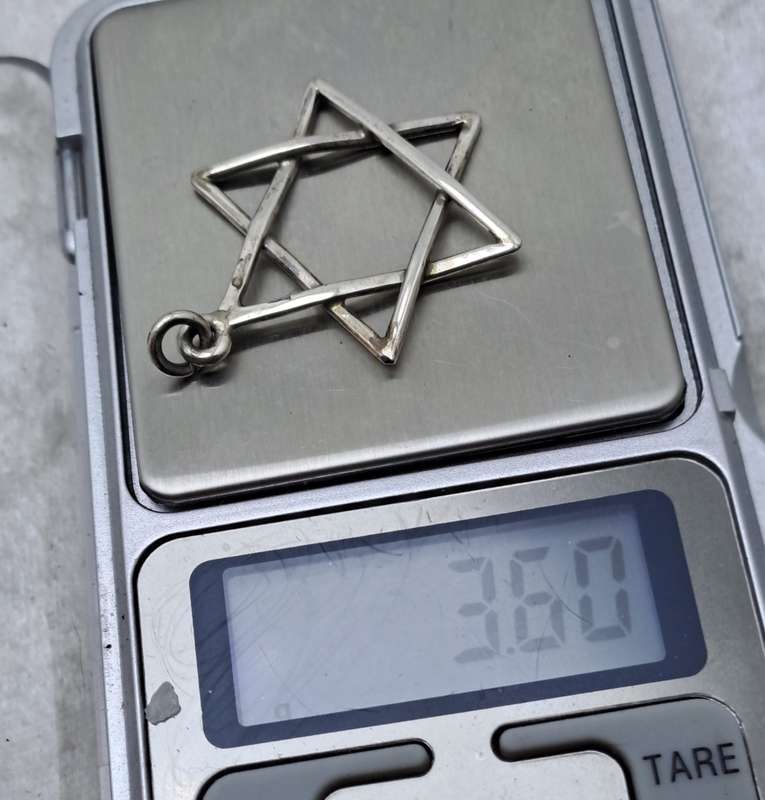Vintage Sterling Silver Star of David Pendant- Unused with No Engraving on It -3,6 Grams.