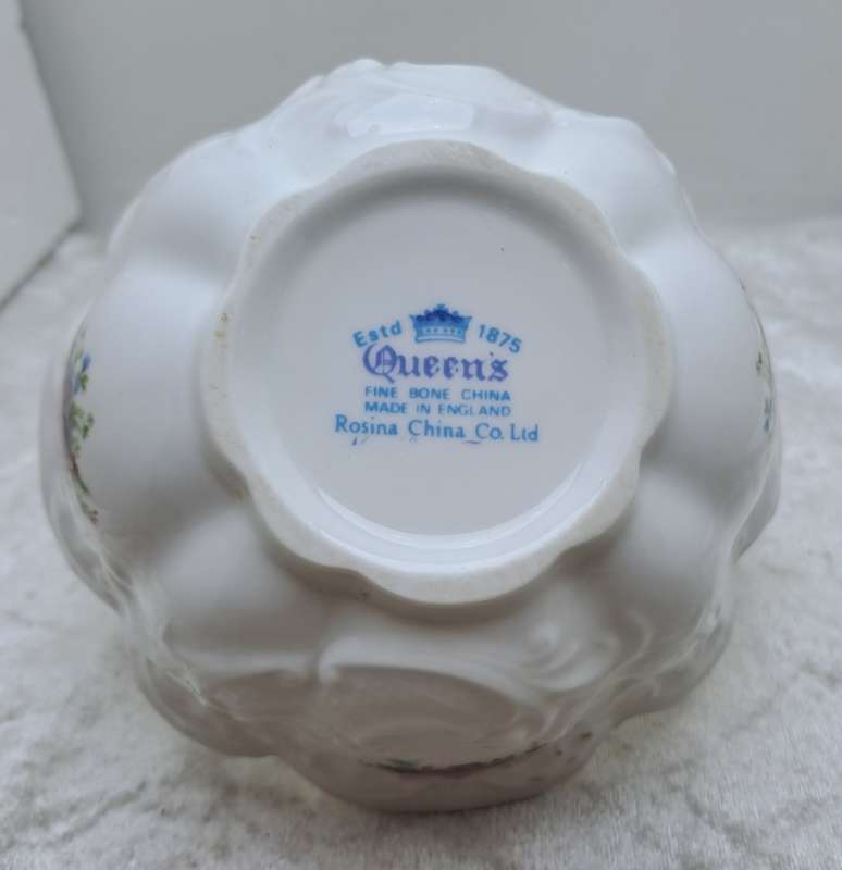 Vintage Queens Rosina Fine Bone China Sugar Basket made in England