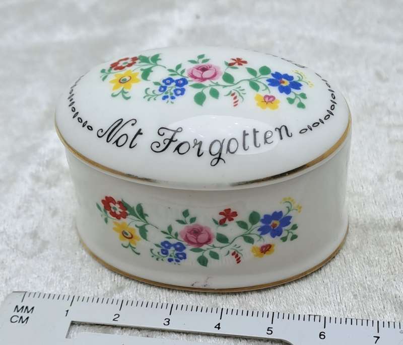 Small Vintage Crown Fine Bone China Not Forgotten Trinket Box with Lid Staffordshire England.