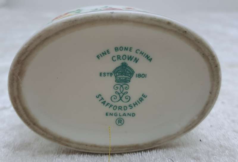 Small Vintage Crown Fine Bone China Not Forgotten Trinket Box with Lid Staffordshire England.