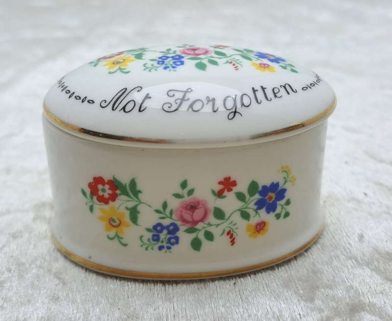 Small Vintage Crown Fine Bone China Not Forgotten Trinket Box with Lid Staffordshire England.