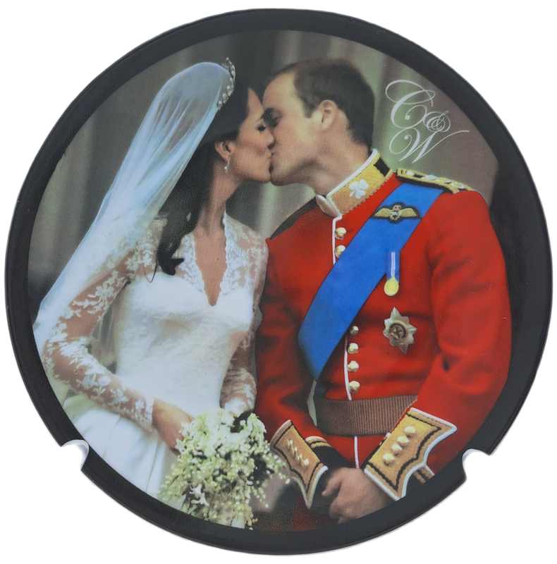 Plate To Commemorate the Royal Wedding of the Duke & Duchess of Cambridge 29th April 2011