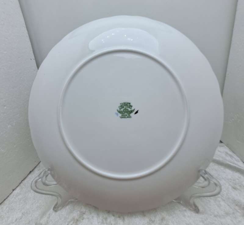 A Vintage TUSCAN Fine Bone China Fruit design Plate Made in England.