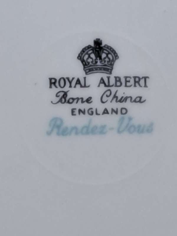 Vintage Royal Albert RENDEZ-VOUS Bone China Dinner Plate 26,6cm